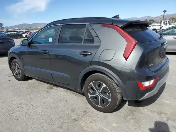 KNDCP3LE1R5121945 2024 KIA NIRO - Image 2