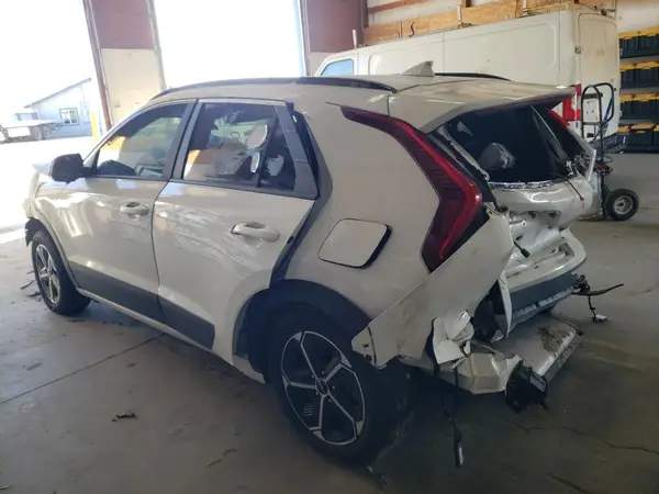KNDCP3LE1R5140608 2024 KIA NIRO - Image 2