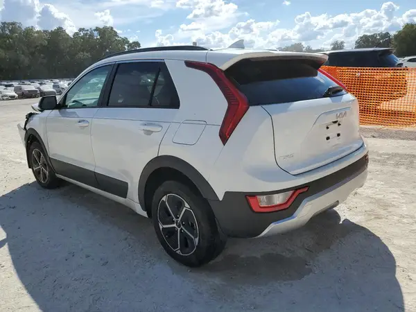 KNDCP3LE1R5151480 2024 KIA NIRO - Image 2