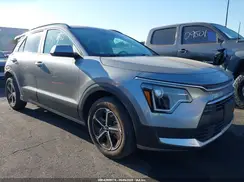 KNDCP3LE1R5161233 2024 KIA NIRO