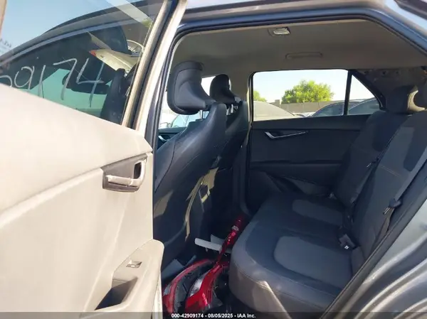 KNDCP3LE1R5161233 2024 KIA NIRO - Image 8