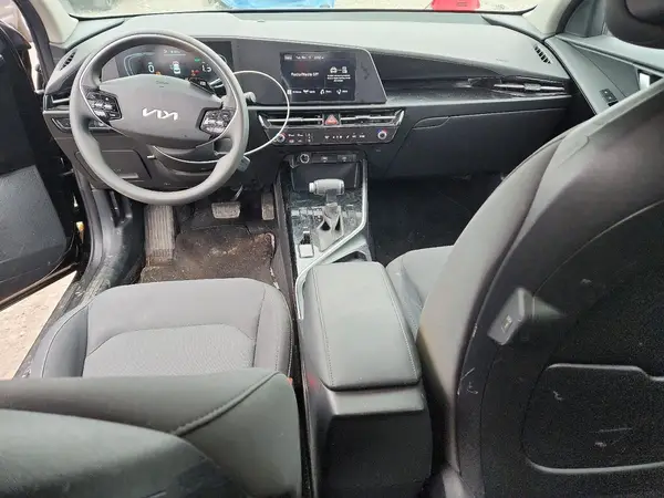 KNDCP3LE1R5188805 2024 KIA NIRO - Image 8