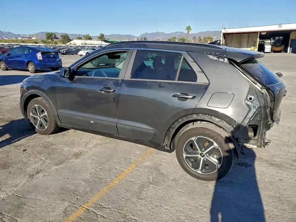 KNDCP3LE1S5237524 2025 KIA NIRO - Image 2