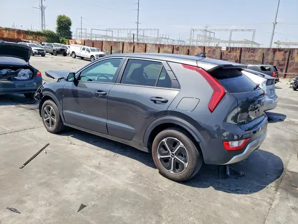 KNDCP3LE1S5273603 2025 KIA NIRO - Image 2