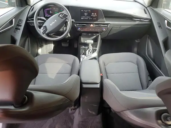 KNDCP3LE1T5317259 2026 KIA NIRO - Image 8