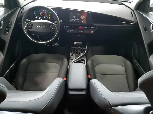 KNDCP3LE1T5317679 2026 KIA NIRO - Image 8