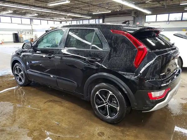 KNDCP3LE1T5319688 2026 KIA NIRO - Image 2