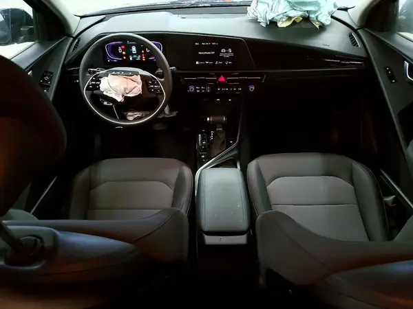 KNDCP3LE1T5319688 2026 KIA NIRO - Image 8