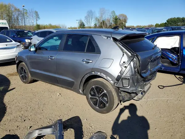 KNDCP3LE1T5325328 2026 KIA NIRO - Image 2
