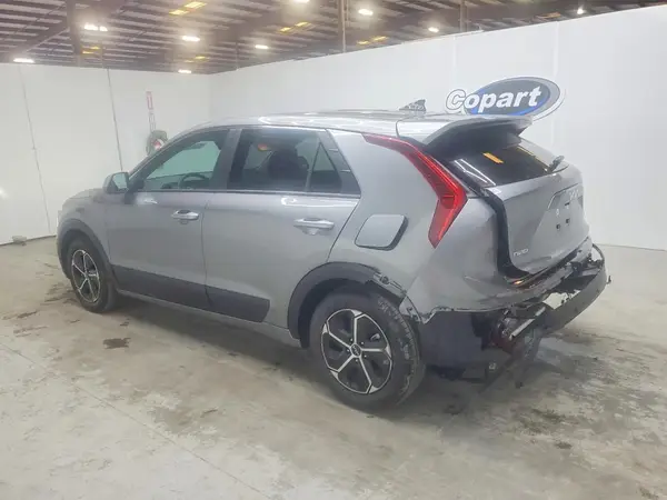 KNDCP3LE1T5325877 2026 KIA NIRO - Image 2
