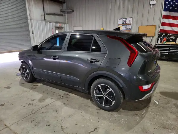 KNDCP3LE1T5329122 2026 KIA NIRO - Image 2