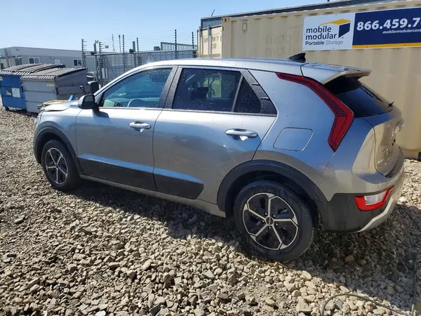 KNDCP3LE1T5336975 2026 KIA NIRO - Image 2