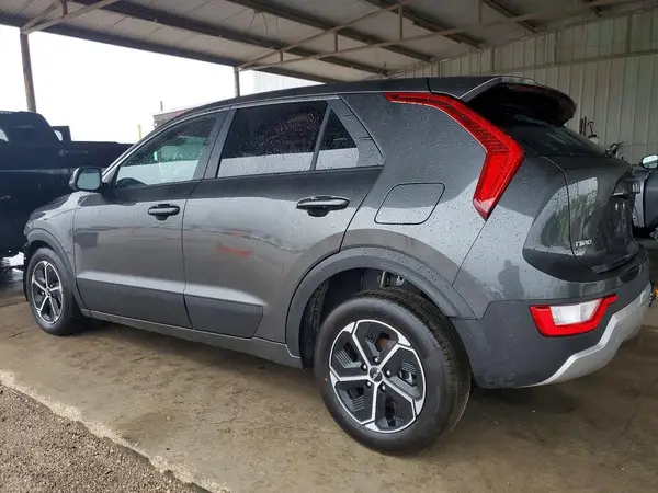 KNDCP3LE1T5346745 2026 KIA NIRO - Image 2