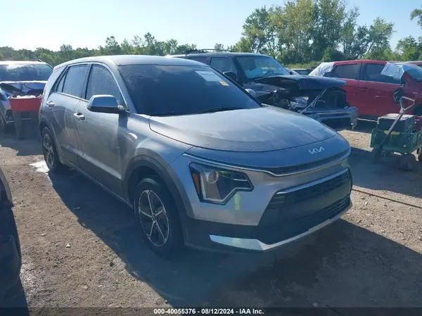 KNDCP3LE2P5065317 2023 KIA NIRO - Image 1