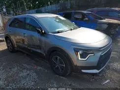 KNDCP3LE2P5070095 2023 KIA NIRO