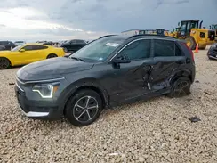KNDCP3LE2P5092159 2023 KIA NIRO