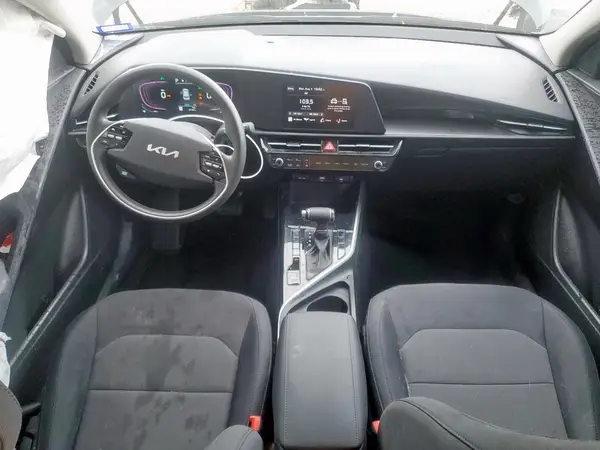 KNDCP3LE2P5092159 2023 KIA NIRO - Image 8
