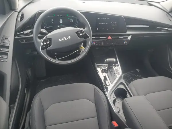 KNDCP3LE2R5133652 2024 KIA NIRO - Image 8