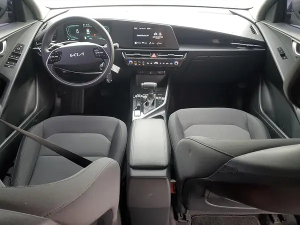 KNDCP3LE2R5146563 2024 KIA NIRO - Image 8