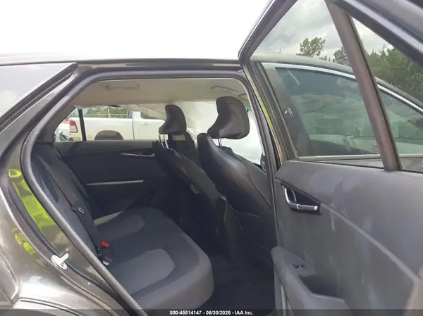 KNDCP3LE2S5224135 2025 KIA NIRO - Image 8