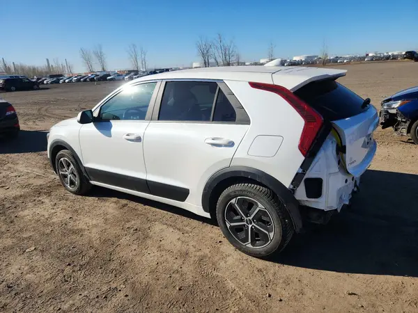 KNDCP3LE2S5277708 2025 KIA NIRO - Image 2