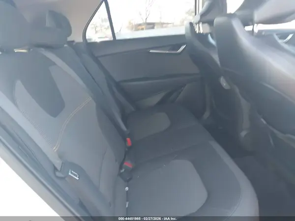 KNDCP3LE2S5304728 2025 KIA NIRO - Image 8
