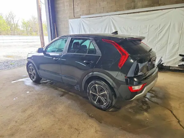 KNDCP3LE2T5320154 2026 KIA NIRO - Image 2