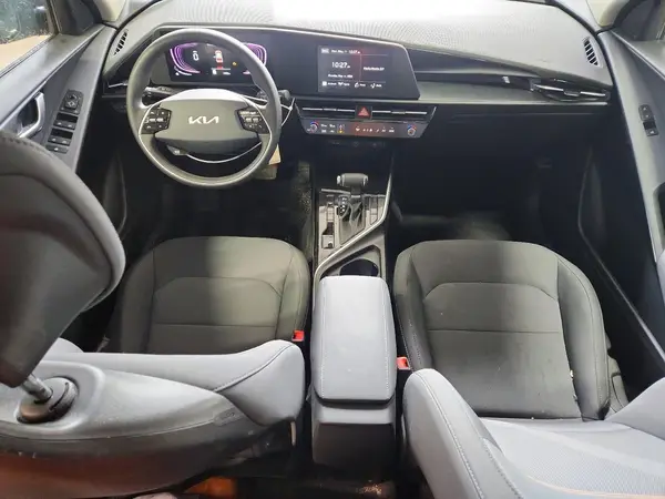 KNDCP3LE2T5320154 2026 KIA NIRO - Image 8