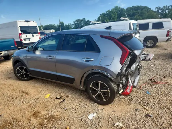 KNDCP3LE2T5324589 2026 KIA NIRO - Image 2