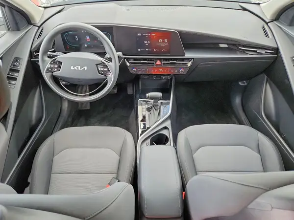 KNDCP3LE2T5328819 2026 KIA NIRO - Image 8