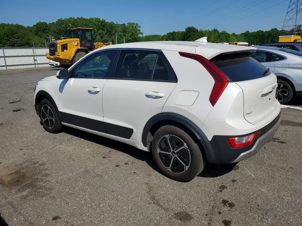 KNDCP3LE2T5330716 2026 KIA NIRO - Image 2