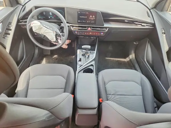 KNDCP3LE2T5370116 2026 KIA NIRO - Image 8