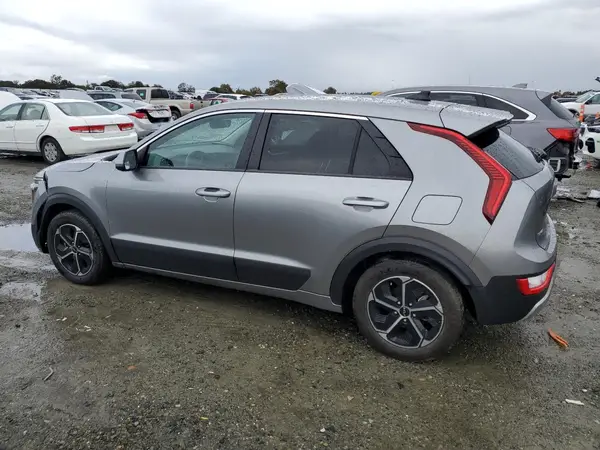 KNDCP3LE3P5070459 2023 KIA NIRO - Image 2