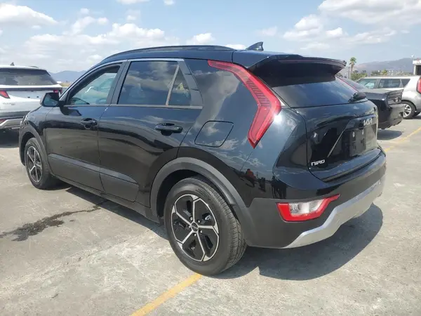 KNDCP3LE3P5088301 2023 KIA NIRO - Image 2