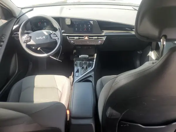 KNDCP3LE3P5088301 2023 KIA NIRO - Image 8