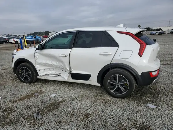 KNDCP3LE3R5129187 2024 KIA NIRO - Image 2