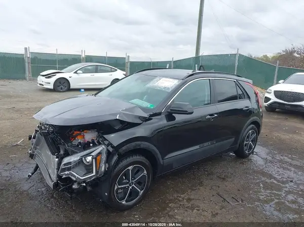 KNDCP3LE3R5171519 2024 KIA NIRO - Image 2