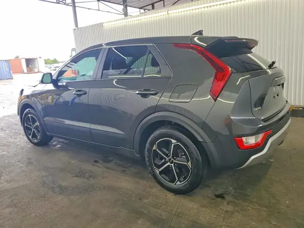 KNDCP3LE3T5324021 2026 KIA NIRO - Image 2