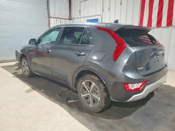 KNDCP3LE3T5325444 2026 KIA NIRO - Image 2