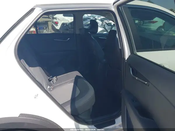 KNDCP3LE3T5330952 2026 KIA NIRO - Image 8