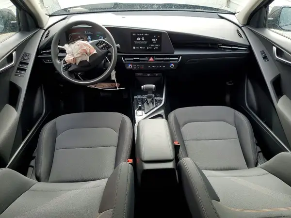 KNDCP3LE3T5337447 2026 KIA NIRO - Image 8