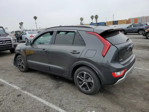 KNDCP3LE4P5087920 2023 KIA NIRO - Image 2