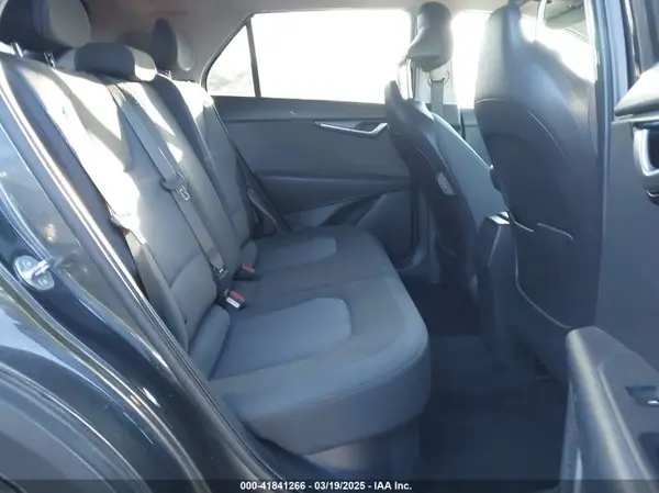 KNDCP3LE4R5121941 2024 KIA NIRO - Image 8