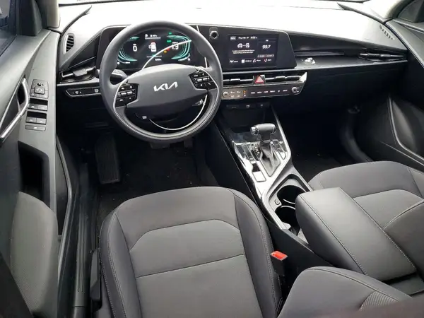 KNDCP3LE4R5162408 2024 KIA NIRO - Image 8