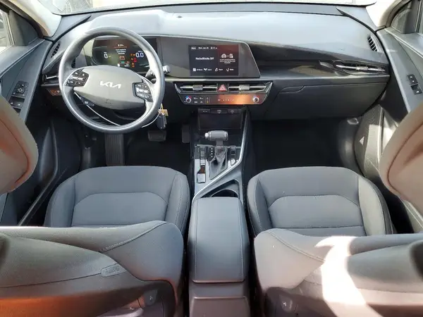 KNDCP3LE4R5188961 2024 KIA NIRO - Image 8