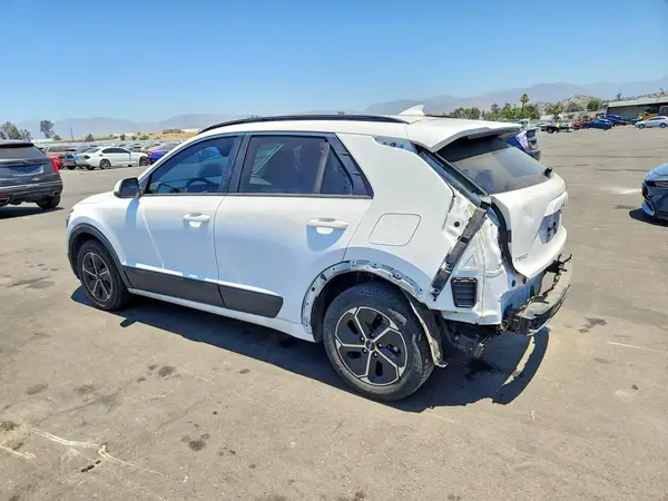 KNDCP3LE4S5237453 2025 KIA NIRO - Image 2