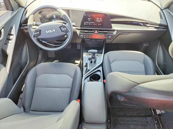 KNDCP3LE4S5237453 2025 KIA NIRO - Image 8