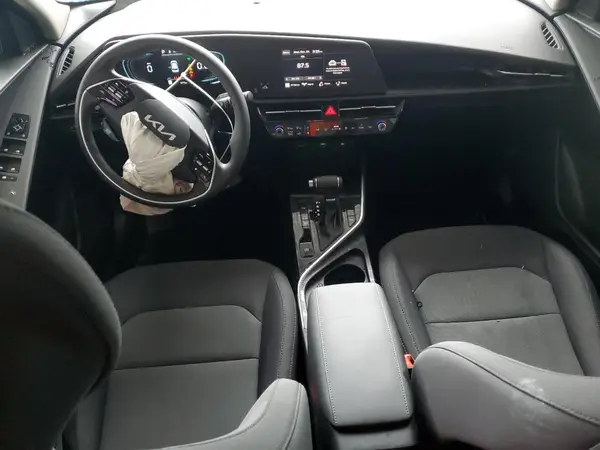 KNDCP3LE4S5257055 2025 KIA NIRO - Image 8