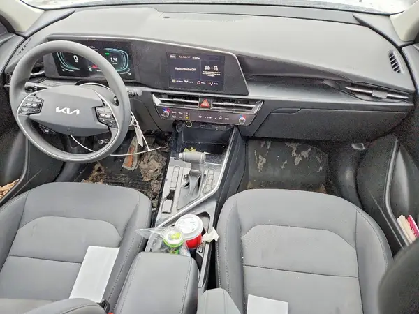 KNDCP3LE4S5272963 2025 KIA NIRO - Image 8
