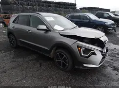 KNDCP3LE4S5306318 2025 KIA NIRO